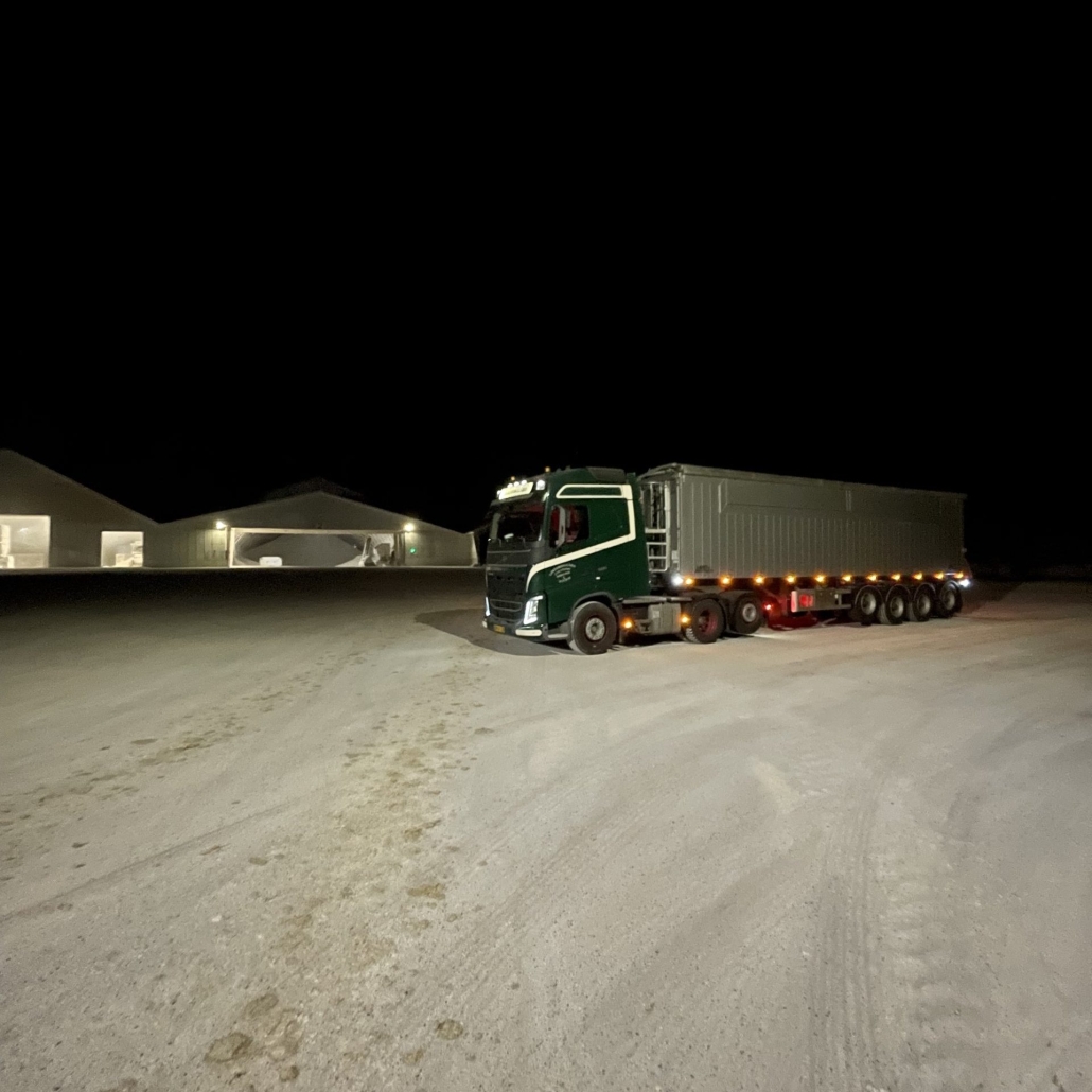 transport af kalk. kongerslev kalk levering af kalk. landburgskalk